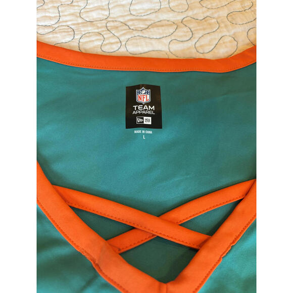Miami Dolphins‎ Women's Dri Fit Sequin Shirt Size Large #764 - Picture 5 of 5